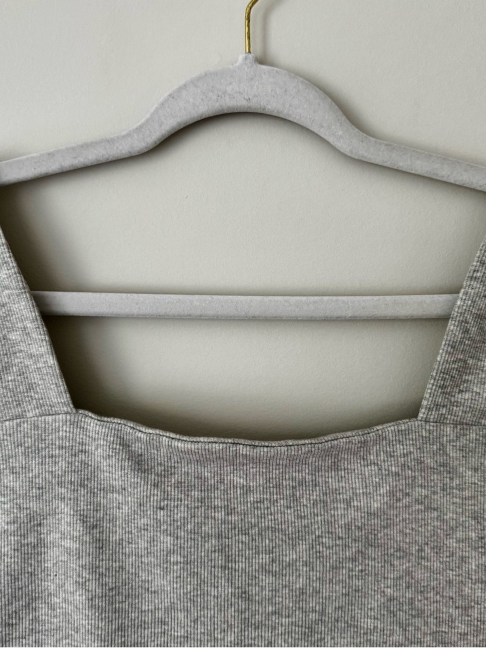 NWT Kyodan Ribbed Short Sleeve Square Neck Top With Built In Bra, Grey – Medium - Picture 3 of 8